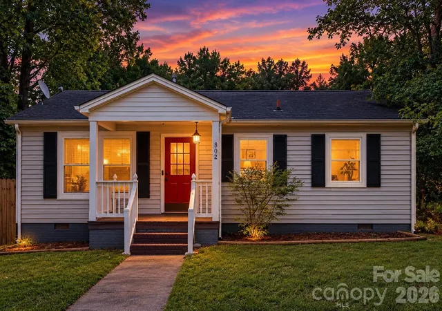 Photo 2 of Single family home for sale at 802 Stowe Dr, Lowell, NC 28098 | MLS# 4417684 | Listing updated on 2026-10-03