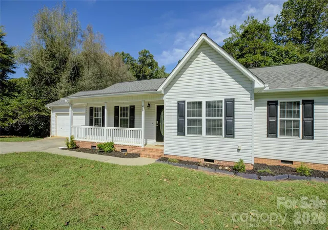 Photo 2 of Single family home for sale at 170 State Park Rd, Troutman, NC 28166 | MLS# 4417821 | Listing updated on 2026-09-24