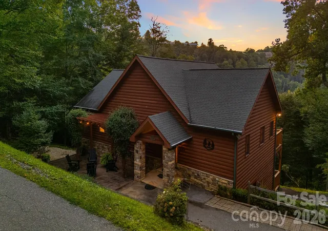 Photo 1 of Single family home for sale at 32 Zebulon Ln, Mars Hill, NC 28754 | MLS# 4417951 | Listing updated on 2026-09-15