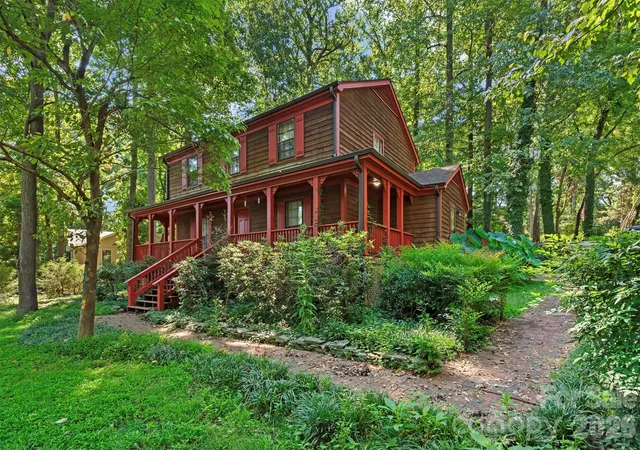 Photo 1 of Single family home for sale at 14200 Hackamore Dr, Matthews, NC 28105 | MLS# 4417963 | Listing updated on 2026-10-07
