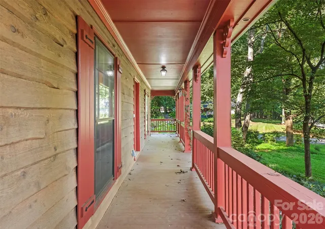 Photo 2 of Single family home for sale at 14200 Hackamore Dr, Matthews, NC 28105 | MLS# 4417963 | Listing updated on 2026-10-07