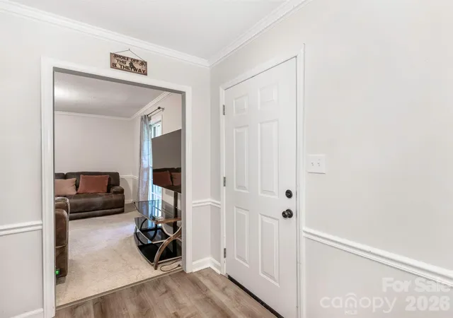 Photo 4 of Single family home for sale at 14200 Hackamore Dr, Matthews, NC 28105 | MLS# 4417963 | Listing updated on 2026-10-07