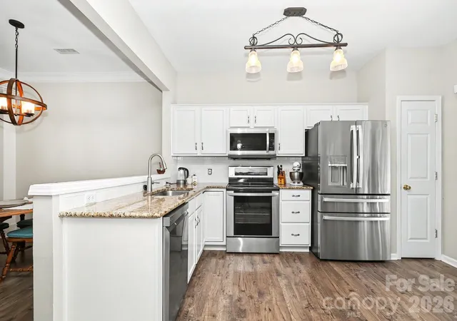 Photo 2 of Townhouse for sale at 6614 Beverly Springs Dr, Charlotte, NC 28270 | MLS# 4418145 | Listing updated on 2026-10-15
