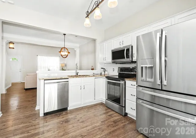 Photo 4 of Townhouse for sale at 6614 Beverly Springs Dr, Charlotte, NC 28270 | MLS# 4418145 | Listing updated on 2026-10-15