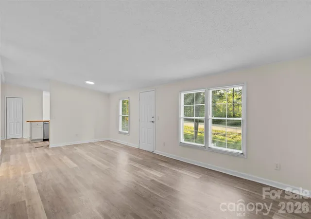 Photo 4 of Single family home for sale at 223 Ridge Crk Dr, Troutman, NC 28166 | MLS# 4418175 | Listing updated on 2026-09-11