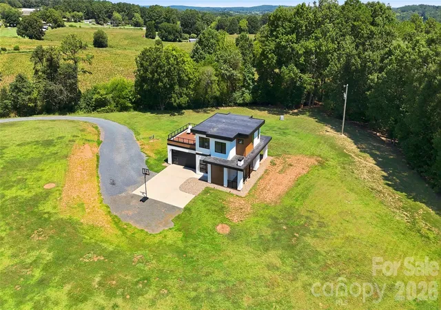 Photo 1 of Single family home for sale at 32492 Hugh Rd, Albemarle, NC 28001 | MLS# 4418443 | Listing updated on 2026-09-14