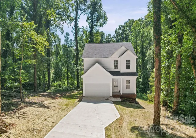 Photo 1 of Single family home for sale at 203 Hermitage Ct, Shelby, NC 28150 | MLS# 4418450 | Listing updated on 2026-09-15