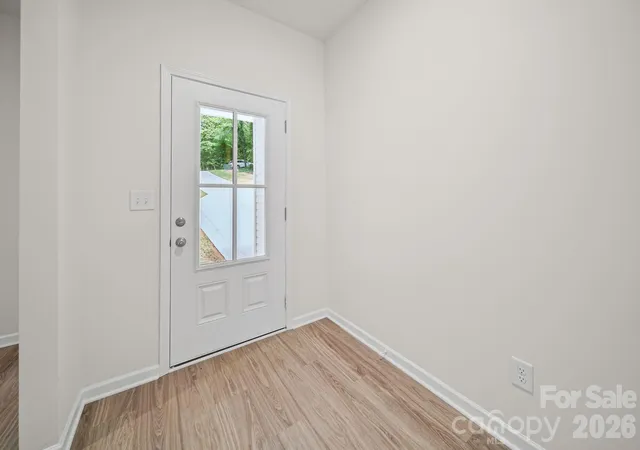 Photo 3 of Single family home for sale at 203 Hermitage Ct, Shelby, NC 28150 | MLS# 4418450 | Listing updated on 2026-09-15
