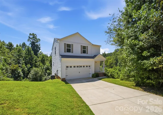 Photo 2 of Single family home for sale at 181 Four Andrews Dr, Harmony, NC 28634 | MLS# 4418501 | Listing updated on 2026-09-26