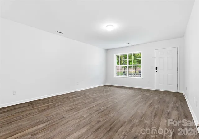Photo 4 of Single family home for sale at 4219 John Dale Ln, Charlotte, NC 28269 | MLS# 4418539 | Listing updated on 2026-10-20