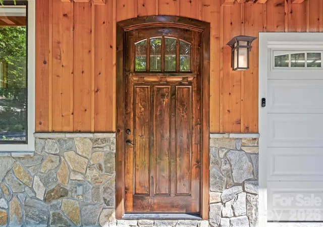 Photo 3 of Single family home for sale at 506 Silent Forest Dr, Canton, NC 28716 | MLS# 4418578 | Listing updated on 2026-10-06
