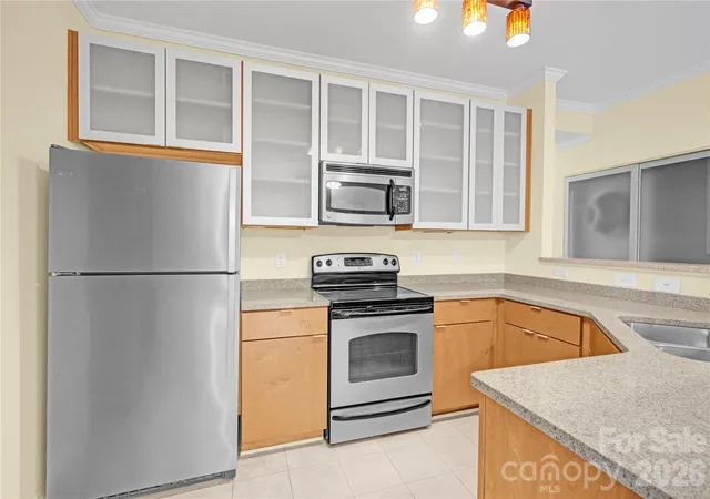 Photo 4 of Condo for sale at 525 N Graham St #3F, Charlotte, NC 28202 | MLS# 4418581 | Listing updated on 2026-10-25