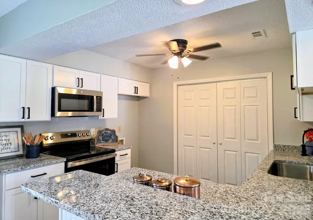 Photo 1 of Sale Pending at 11318 Treebark Dr, Pineville, NC 28134 | MLS# 4418621 | Listing updated on 2026-09-29
