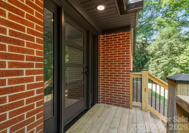 Photo 2 of Single family home for sale at 340 School Rd, Asheville, NC 28806 | MLS# 4418622 | Listing updated on 2026-10-05