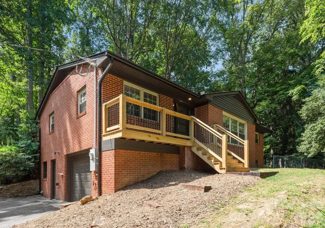 Photo 4 of Single family home for sale at 340 School Rd, Asheville, NC 28806 | MLS# 4418622 | Listing updated on 2026-10-05