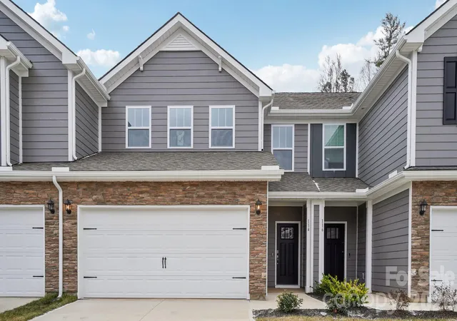 Photo 1 of Townhouse for sale at 137 Sugg Trl, Weaverville, NC 28787 | MLS# 4418662 | Listing updated on 2026-09-14