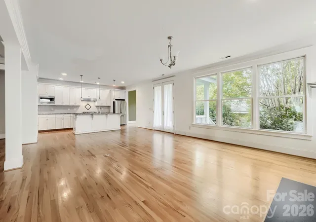 Photo 4 of Single family home for sale at 1006 Assembly St, Belmont, NC 28012 | MLS# 4418701 | Listing updated on 2026-09-28