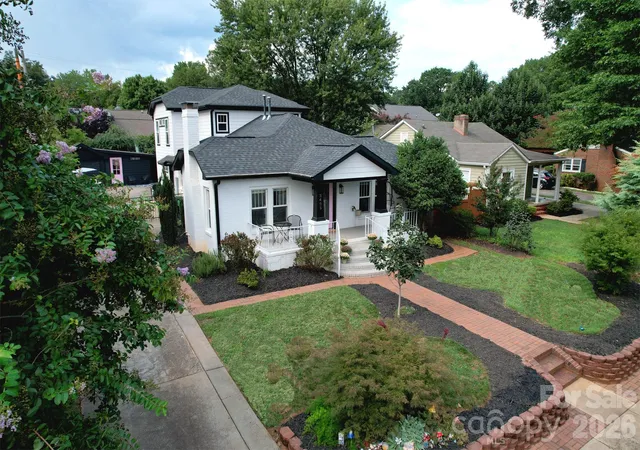 Photo 1 of Single family home for sale at 3405 Benard Ave, Charlotte, NC 28206 | MLS# 4418724 | Listing updated on 2026-09-14