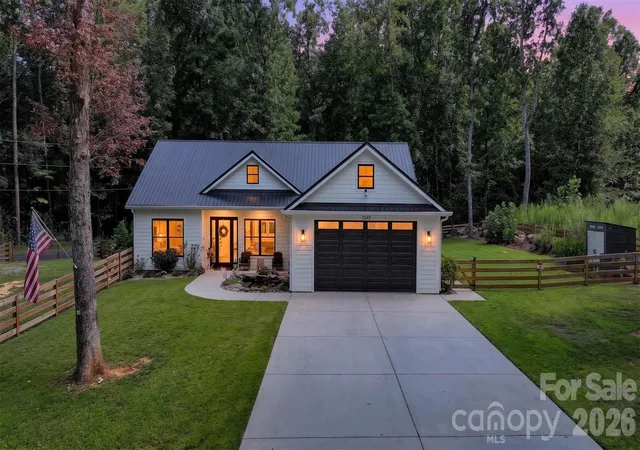 Photo 2 of Single family home for sale at 7342 Milan Dr, Huntersville, NC 28078 | MLS# 4418830 | Listing updated on 2026-10-21