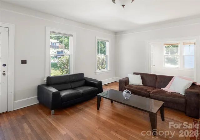 Photo 4 of Single family home for sale at 65 Longview Rd, Asheville, NC 28806 | MLS# 4418878 | Listing updated on 2026-10-05