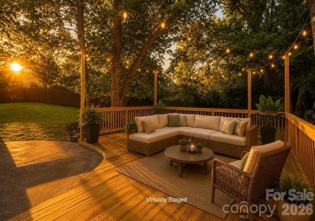 Photo 4 of Single family home for sale at 900 Burtonwood Cir, Charlotte, NC 28212 | MLS# 4419156 | Listing updated on 2026-10-01