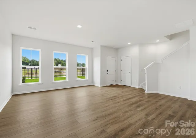 Photo 4 of Townhouse for sale at 6609 Fire Lily Ln, Charlotte, NC 28216 | MLS# 4419428 | Listing updated on 2026-09-21