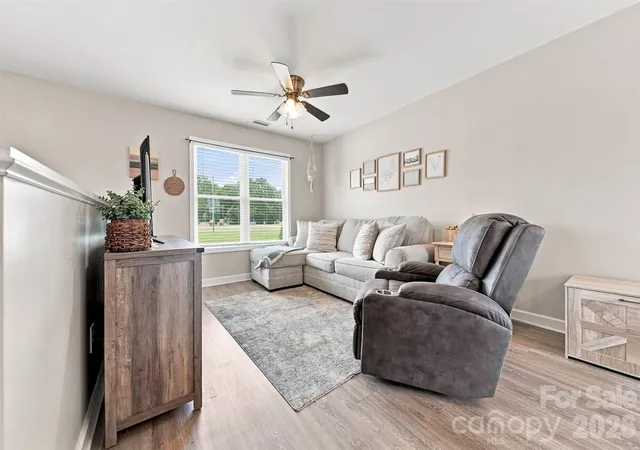 Photo 4 of Single family home for sale at 4548 Bethel Church Rd, Hickory, NC 28602 | MLS# 4419465 | Listing updated on 2026-09-25