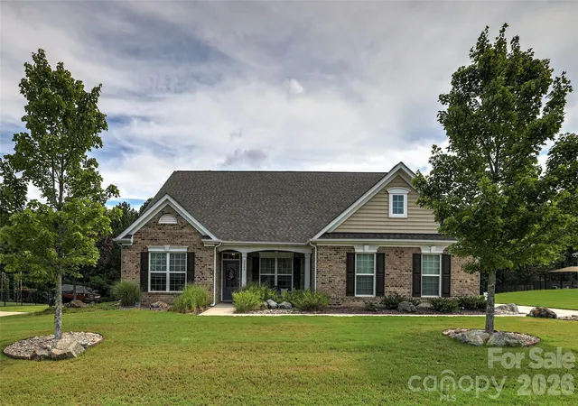 Photo 3 of Single family home for sale at 2084 Fuera Rd, York, SC 29745 | MLS# 4419467 | Listing updated on 2026-10-18