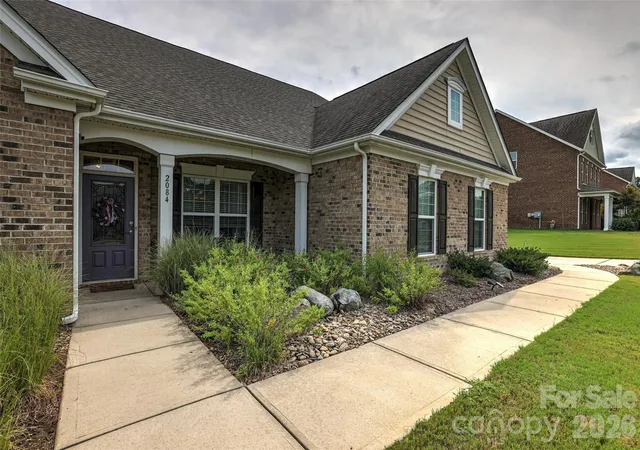 Photo 1 of Single family home for sale at 2084 Fuera Rd, York, SC 29745 | MLS# 4419467 | Listing updated on 2026-10-18