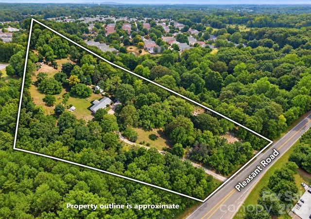 Photo 1 of Single family home for sale at 2625/2655 Pleasant Rd, Fort Mill, SC | MLS# 4419497 | Listing updated on 2026-09-15