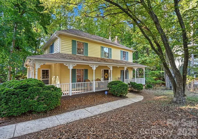 Photo 2 of Sale Pending at 7030 Pleasant Dr, Charlotte, NC 28211 | MLS# 4419527 | Listing updated on 2026-10-25