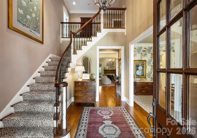 Photo 4 of Sale Pending at 2720 Tanglewood Ln, Charlotte, NC 28211 | MLS# 4419567 | Listing updated on 2026-09-13