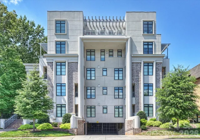 Photo 1 of Sale Pending at 1333 Queens Rd #E4, Charlotte, NC 28207 | MLS# 4419760 | Listing updated on 2026-09-14