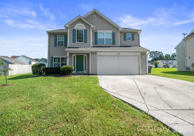 Photo 1 of Single family home for sale at 2015 Mallard Pointe Dr, Kannapolis, NC 28083 | MLS# 4419846 | Listing updated on 2026-09-15