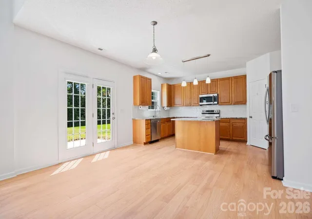 Photo 4 of Single family home for sale at 273 Wildbriar Rd, Fletcher, NC 28732 | MLS# 4419916 | Listing updated on 2026-09-15