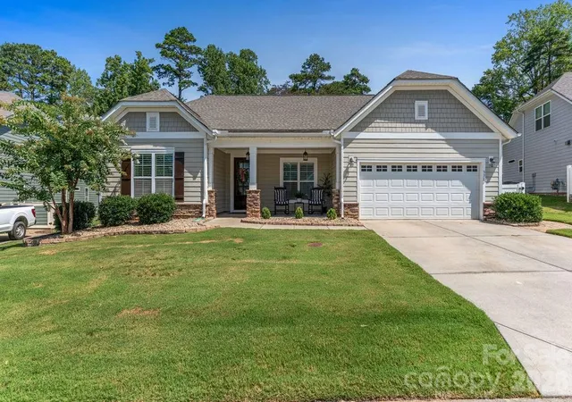 Photo 1 of Single family home for sale at 378 Broadleaf Dr, Denver, NC 28037 | MLS# 4419947 | Listing updated on 2026-10-04