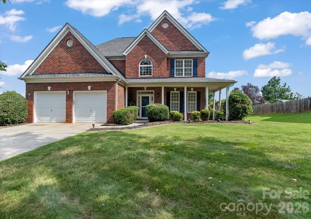 Photo 1 of Single family home for sale at 186 Autumn Frost Ave, Statesville, NC 28677 | MLS# 4419959 | Listing updated on 2026-10-05