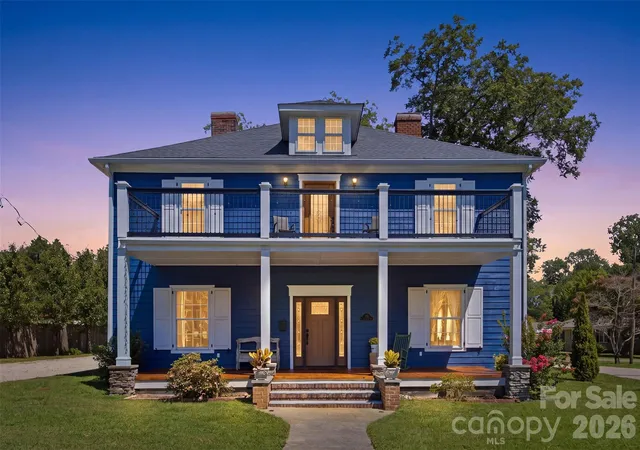 Photo 1 of Single family home for sale at 211 Jefferson St E, York, SC 29745 | MLS# 4419991 | Listing updated on 2026-09-12