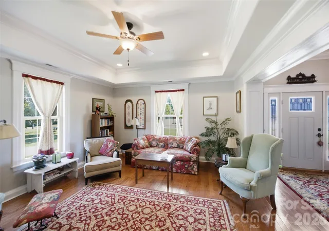 Photo 3 of Single family home for sale at 211 Jefferson St E, York, SC 29745 | MLS# 4419991 | Listing updated on 2026-09-12
