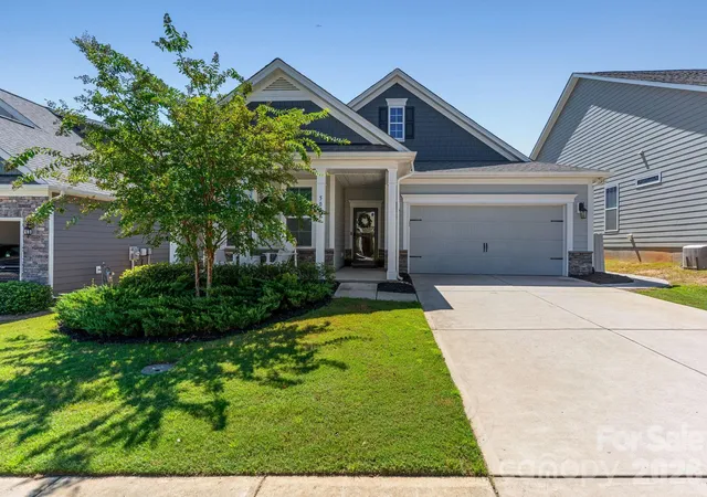 Photo 1 of Single family home for sale at 5022 Grand Champion Ct, Iron Station, NC | MLS# 4420029 | Listing updated on 2026-10-07