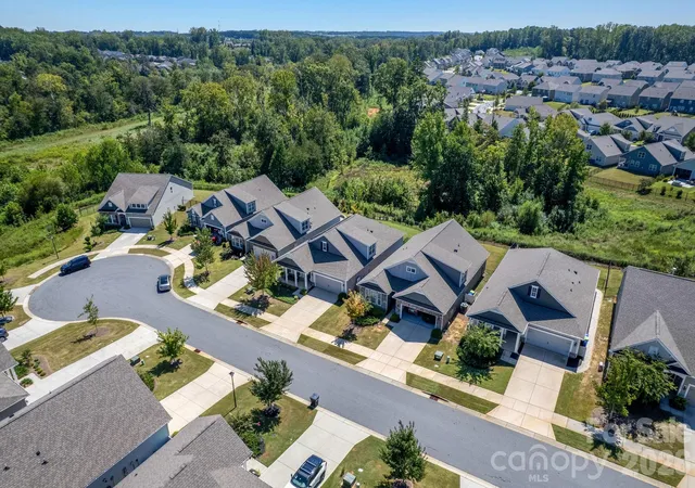 Photo 3 of Single family home for sale at 5022 Grand Champion Ct, Iron Station, NC | MLS# 4420029 | Listing updated on 2026-10-07