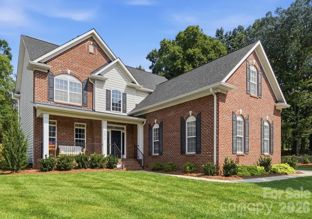 Photo 3 of Single family home for sale at 5875 Tipperary Dr, Denver, NC 28037 | MLS# 4420073 | Listing updated on 2026-09-13