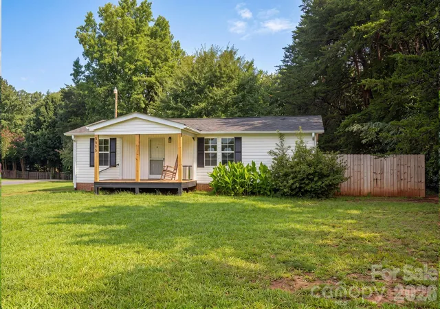 Photo 2 of Single family home for sale at 3515 Jeanette Dr, Iron Station, NC 28080 | MLS# 4420085 | Listing updated on 2026-10-06