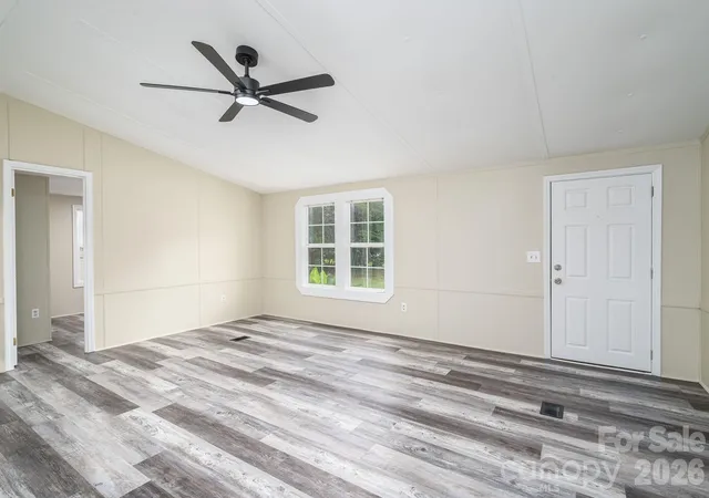 Photo 4 of Single family home for sale at 3515 Jeanette Dr, Iron Station, NC 28080 | MLS# 4420085 | Listing updated on 2026-10-06