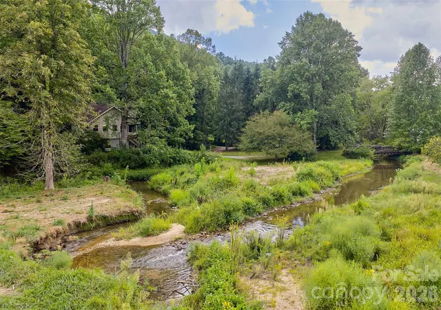Photo 1 of Single family home for sale at 473 Middlefork Rd, Brevard, NC 28712 | MLS# 4420131 | Listing updated on 2026-09-15