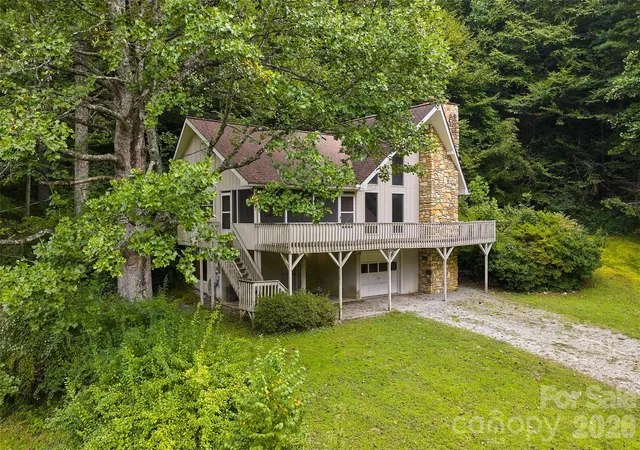 Photo 2 of Single family home for sale at 473 Middlefork Rd, Brevard, NC 28712 | MLS# 4420131 | Listing updated on 2026-09-15