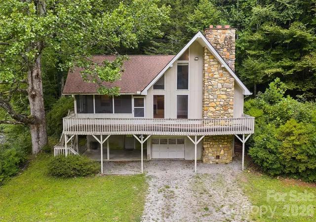 Photo 3 of Single family home for sale at 473 Middlefork Rd, Brevard, NC 28712 | MLS# 4420131 | Listing updated on 2026-09-15