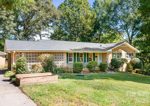 Photo 2 of Sale Pending at 316 Hudson Dr, Harrisburg, NC 28075 | MLS# 4420210 | Listing updated on 2026-09-18