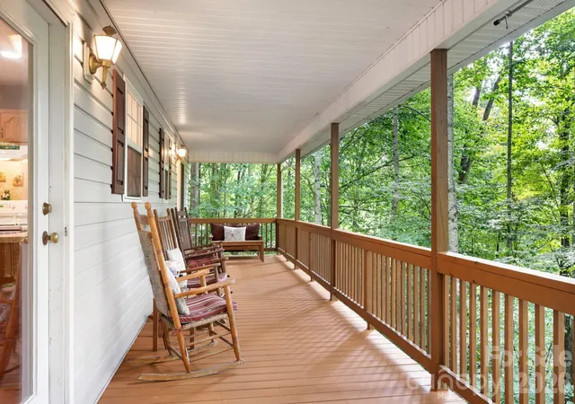 Photo 2 of Single family home for sale at 336 Hidden Crk Ln, Burnsville, NC 28714 | MLS# 4420241 | Listing updated on 2026-10-06