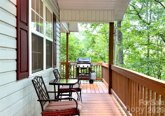 Photo 3 of Single family home for sale at 336 Hidden Crk Ln, Burnsville, NC 28714 | MLS# 4420241 | Listing updated on 2026-10-06